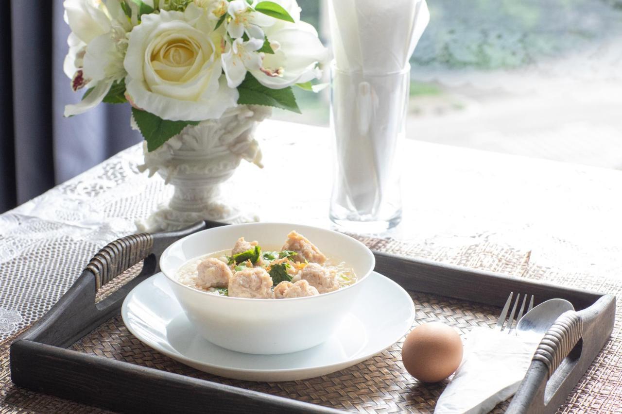 The Greenery Central Suite & Hotel Chiang Mai Esterno foto