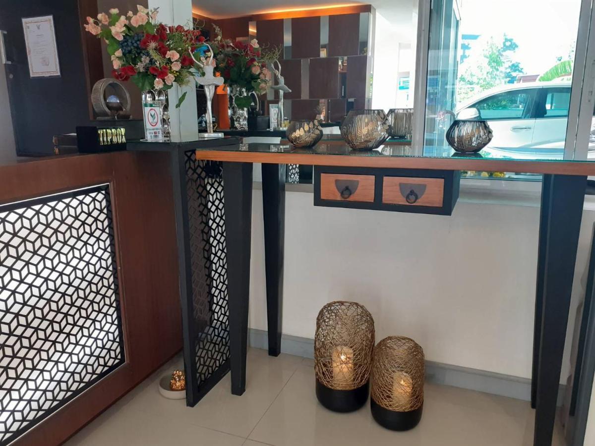 The Greenery Central Suite & Hotel Chiang Mai Esterno foto